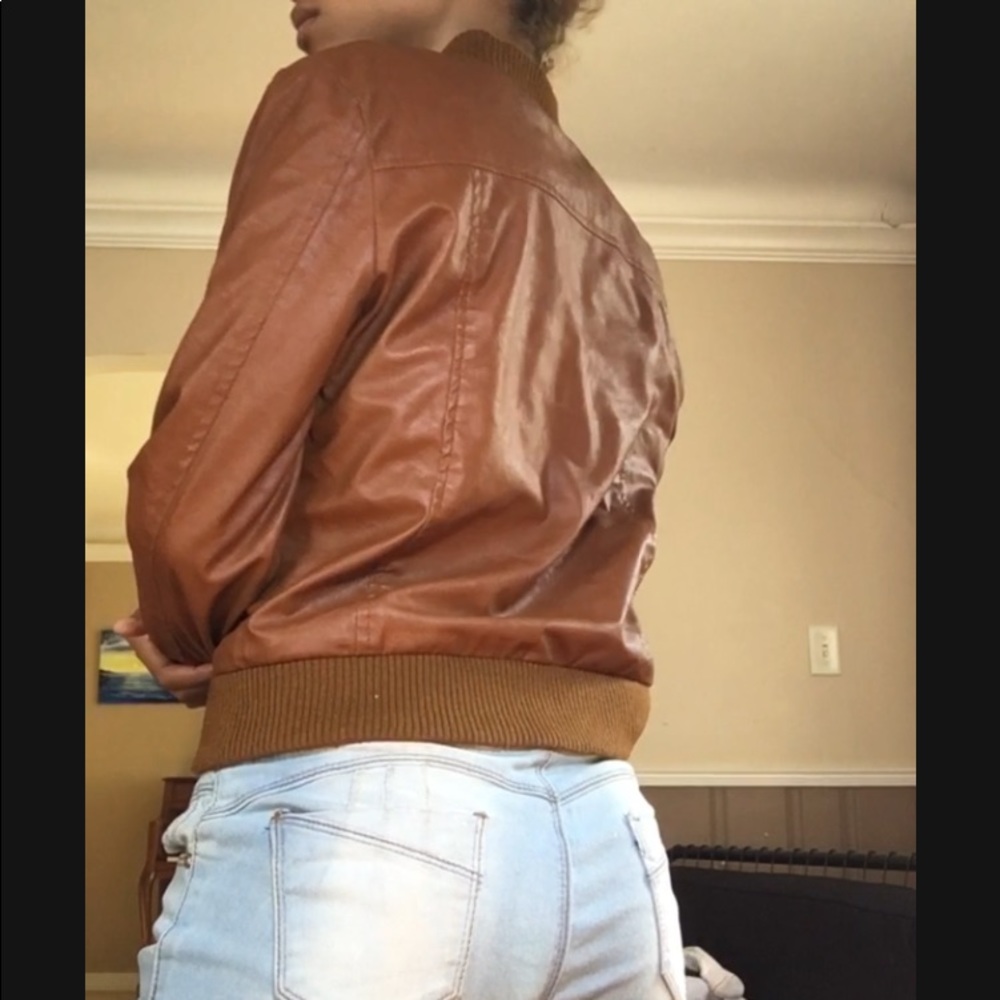 Bomber jacket - Picture 2 of 2